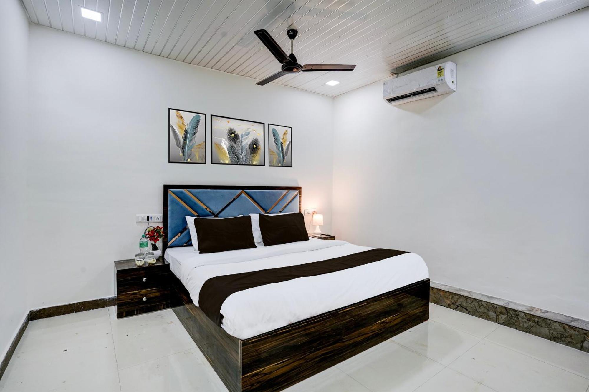 Hotel O Moss View Mumbai (Bombay)